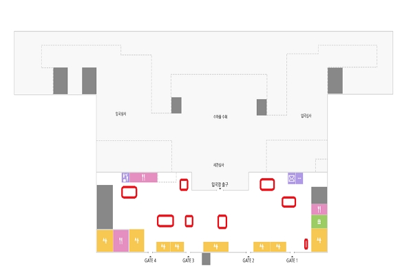 김해국제공항 국제선 1층에 있는 의자 자리. 붉은색 네모로 표시된 부분이 의자 자리다(사진: 한국공항공사 홈페이지 캡쳐).