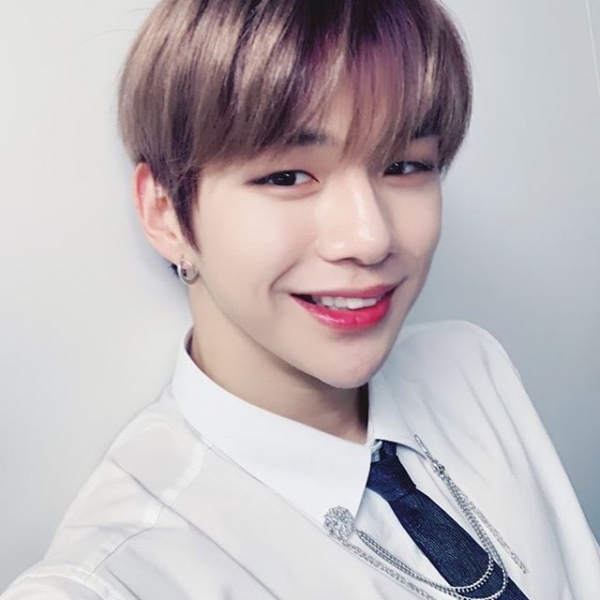 가수 강다니엘이 7월 9일 사직야구장서 부산시 홍보대로 위촉된다(사진: 강다니엘 인스타그램).