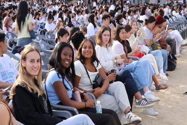 NCU 팀이 지난 25일 경성대학교 광안리 특설무대 축제에 참여했다(사진: 취재기자 윤유정).